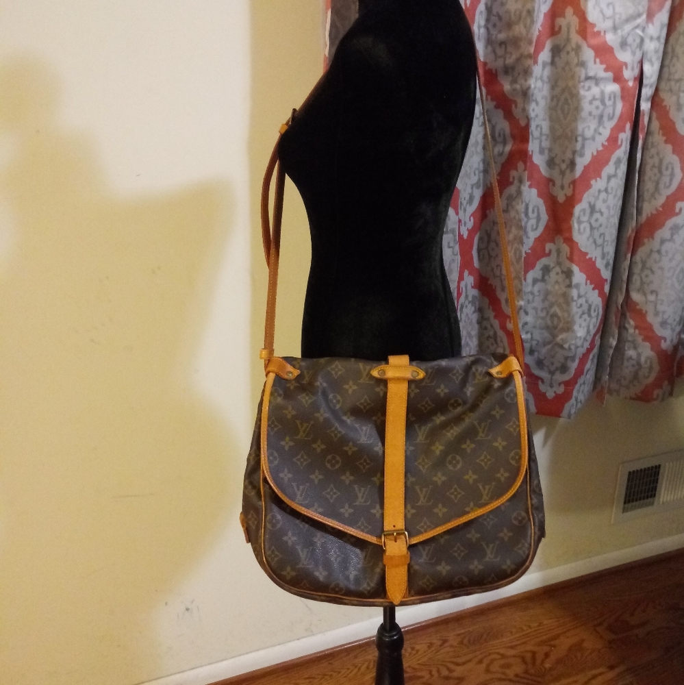 💯 Auth LV Saumur 35 - Picture 7 of 17